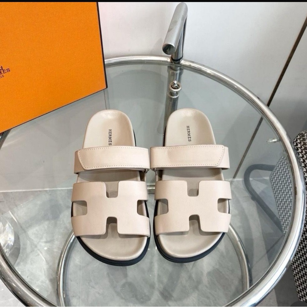 Hermes Chypre sandals 36